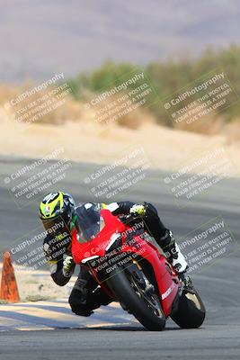 media/Apr-10-2022-SoCal Trackdays (Sun) [[f104b12566]]/Turn 10 (1pm)/